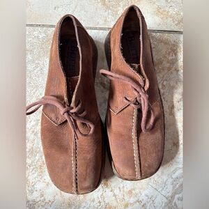 Born Men's Brown Leather Chukka Boots